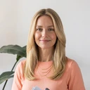 Luisa Collins